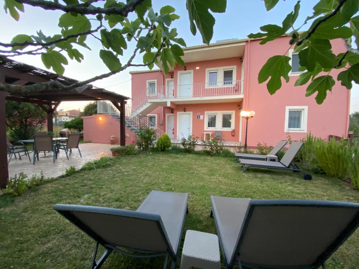 Megali Beach Nikos Sidari  Luaran gambar