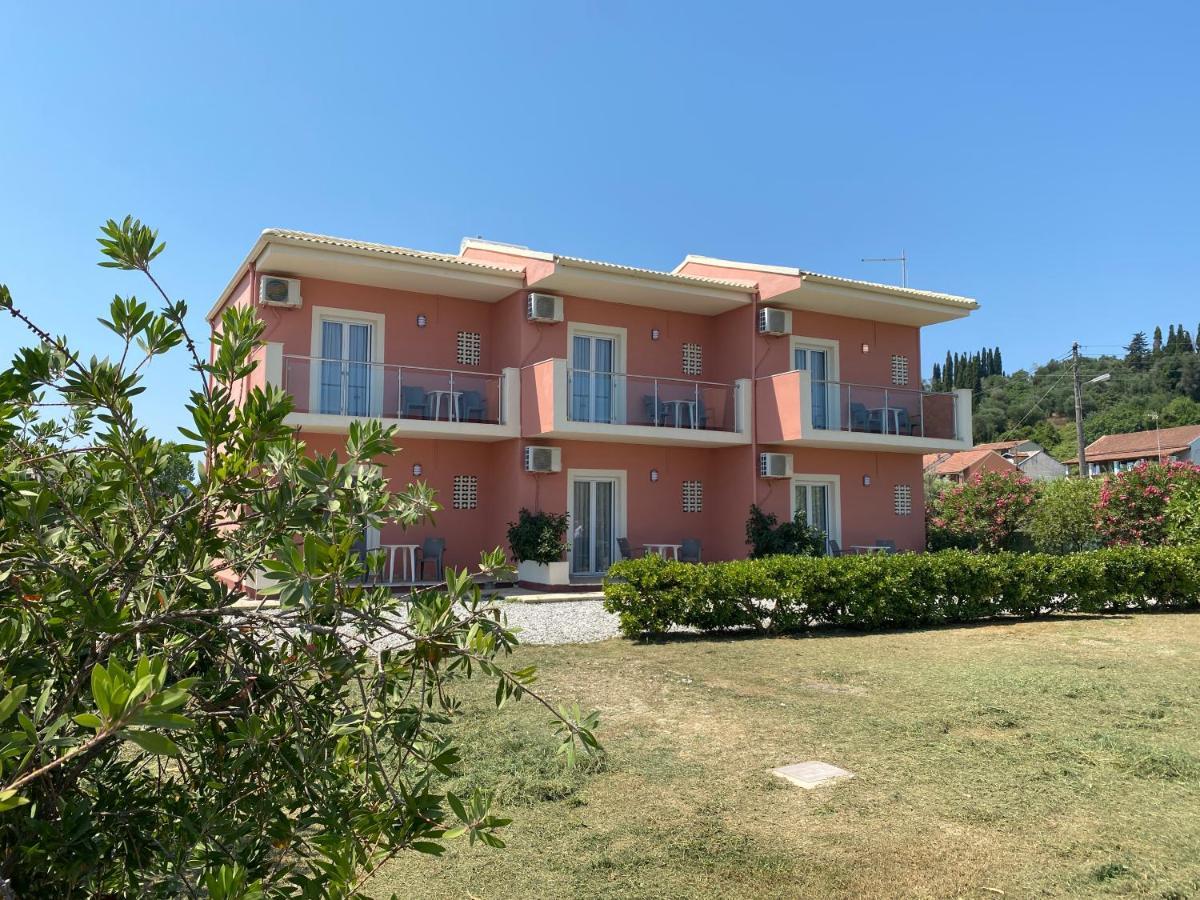 Megali Beach Nikos Sidari  Luaran gambar